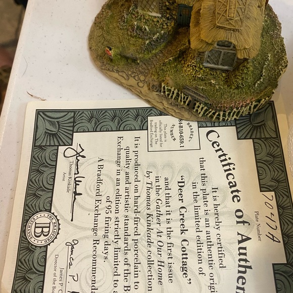 Thomas kinkade collectable plates with certificate of authenticity - Picture 13 of 14